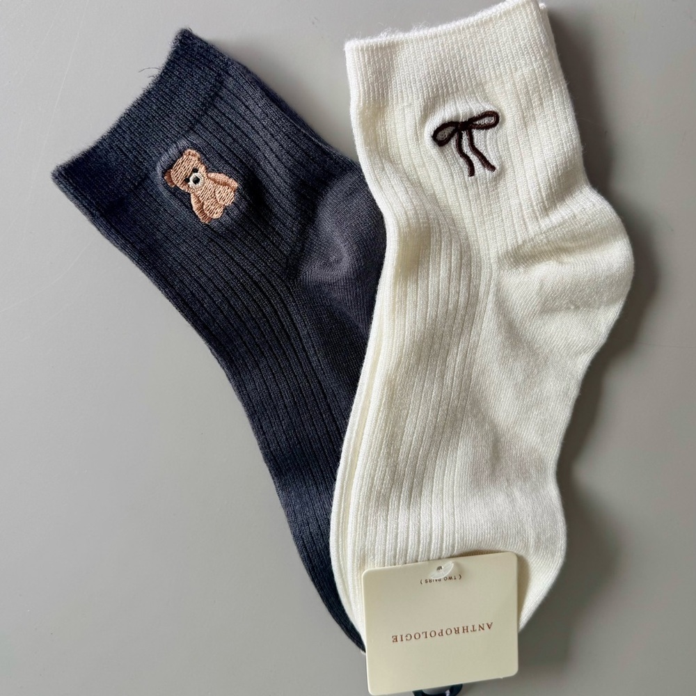 Anthropologie Women’s 2 Pack NWT Novelty SOCKS Bow and Bear